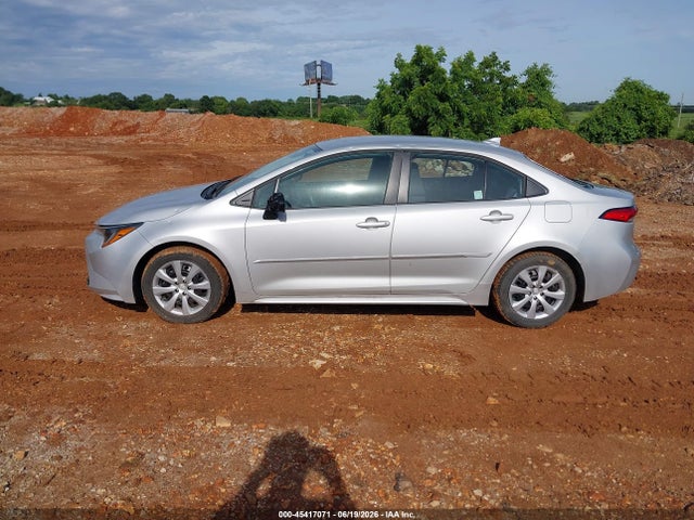 5YFB4MDE9PP070686 Toyota COROLLA LE