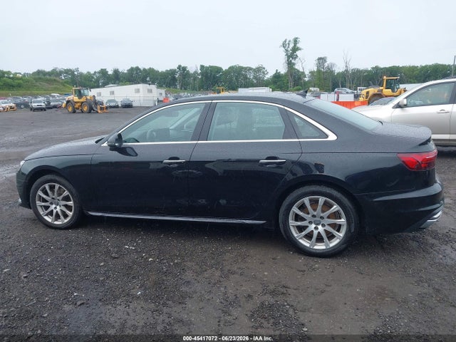 Продаж на аукціоні авто 2021 Audi A4 Premium 40 Tfsi Quattro S Tronic, vin: WAUABAF45MA011488, номер лоту: 45417072