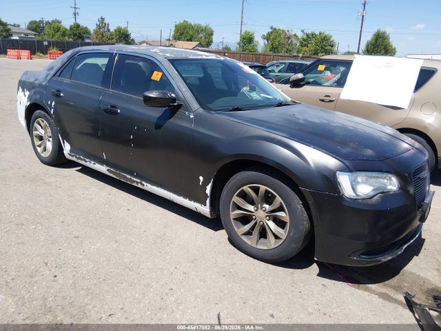 Продаж на аукціоні авто 2015 Chrysler 300 Limited, vin: 2C3CCAAG5FH828897, номер лоту: 45417082
