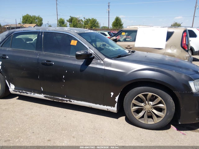 Продаж на аукціоні авто 2015 Chrysler 300 Limited, vin: 2C3CCAAG5FH828897, номер лоту: 45417082