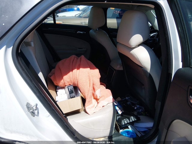 Продаж на аукціоні авто 2015 Chrysler 300 Limited, vin: 2C3CCAAG5FH828897, номер лоту: 45417082