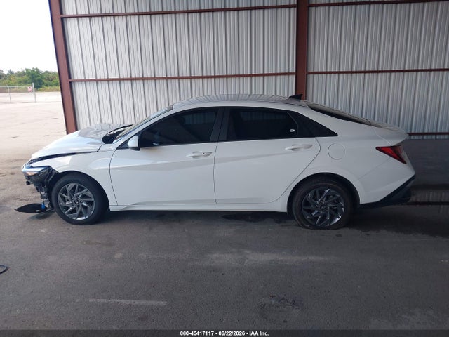 Продажа на аукционе авто 2024 Hyundai Elantra Sel, vin: KMHLM4DG8RU681834, номер лота: 45417117