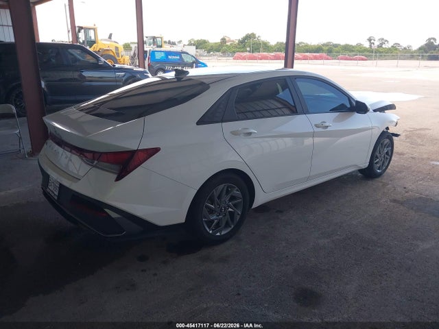 Продажа на аукционе авто 2024 Hyundai Elantra Sel, vin: KMHLM4DG8RU681834, номер лота: 45417117