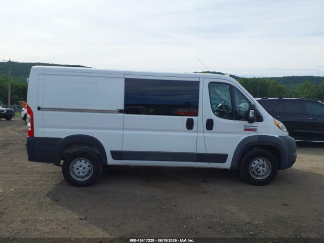 45417228 :رقم المزاد ، 3C6TRVAG5JE100297 vin ، 2018 Ram Promaster 1500 Low Roof 136 Wb مزاد بيع