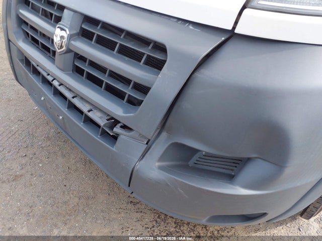 45417228 :رقم المزاد ، 3C6TRVAG5JE100297 vin ، 2018 Ram Promaster 1500 Low Roof 136 Wb مزاد بيع