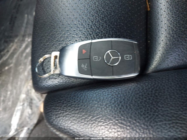45417237 :رقم المزاد ، 55SWF8EB4KU285435 vin ، 2019 Mercedes-benz C 300 4matic مزاد بيع