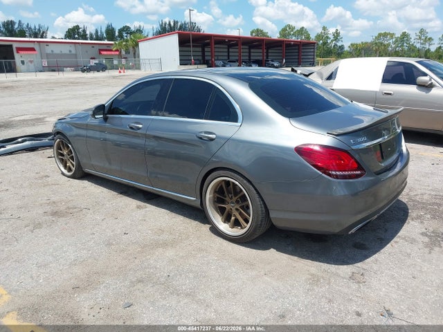 45417237 :رقم المزاد ، 55SWF8EB4KU285435 vin ، 2019 Mercedes-benz C 300 4matic مزاد بيع