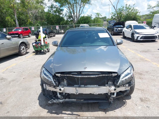 45417237 :رقم المزاد ، 55SWF8EB4KU285435 vin ، 2019 Mercedes-benz C 300 4matic مزاد بيع