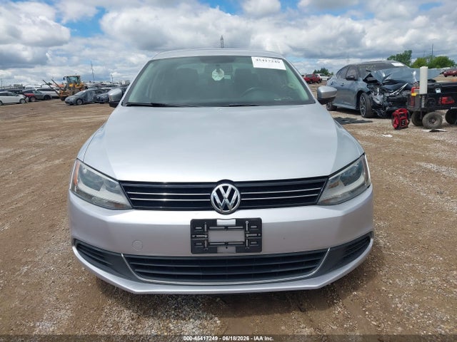 45417249 :رقم المزاد ، 3VWD07AJ9EM300073 vin ، 2014 Volkswagen Jetta 1.8t Se مزاد بيع