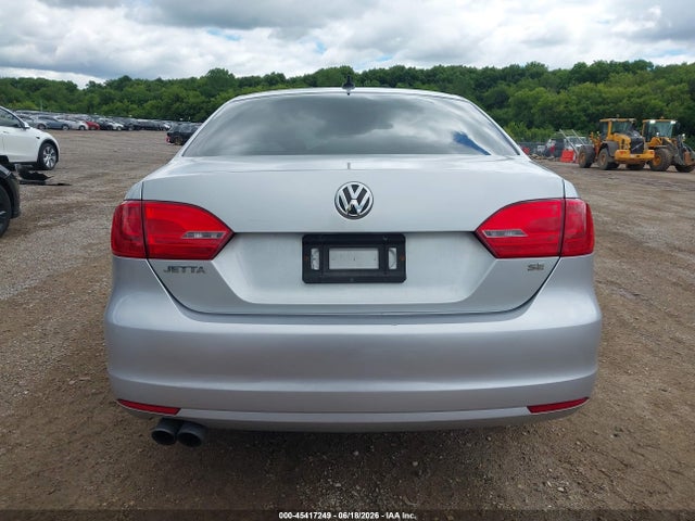 45417249 :رقم المزاد ، 3VWD07AJ9EM300073 vin ، 2014 Volkswagen Jetta 1.8t Se مزاد بيع