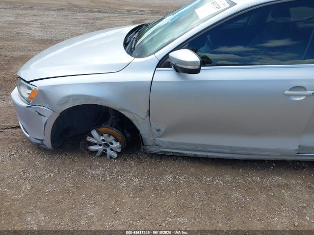45417249 :رقم المزاد ، 3VWD07AJ9EM300073 vin ، 2014 Volkswagen Jetta 1.8t Se مزاد بيع