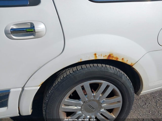 Продаж на аукціоні авто 2013 Lincoln Navigator, vin: 5LMJJ2J57DEL05651, номер лоту: 45417266