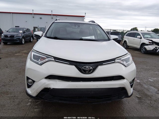 JTMDFREVXJJ219682 Toyota Rav4 Limited