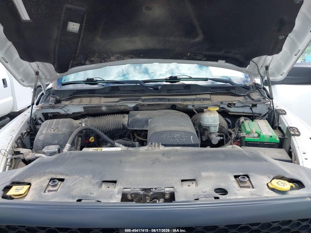 1C6RR6KG5HS768736 RAM 1500 Tradesman 4x2 5&#039;7 Box