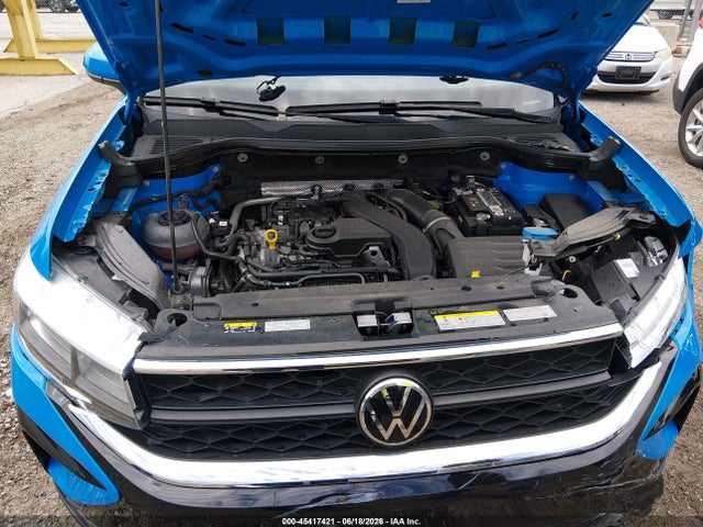 Продаж на аукціоні авто 2022 Volkswagen Taos 1.5t Se, vin: 3VVYX7B24NM035460, номер лоту: 45417421