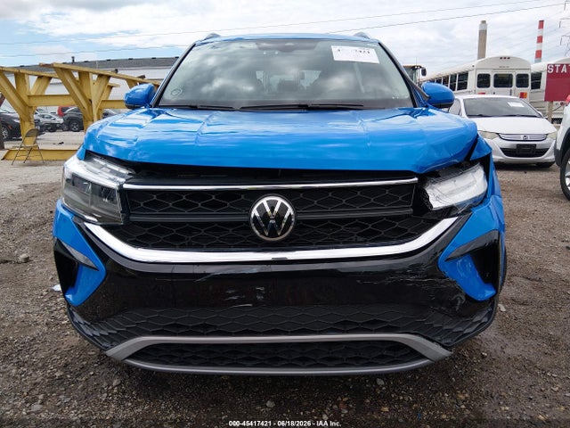 Продаж на аукціоні авто 2022 Volkswagen Taos 1.5t Se, vin: 3VVYX7B24NM035460, номер лоту: 45417421