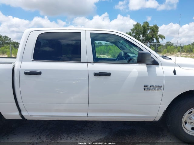 1C6RR6KG6JS303615 RAM 1500 Tradesman 4x2 5&#039;7 Box