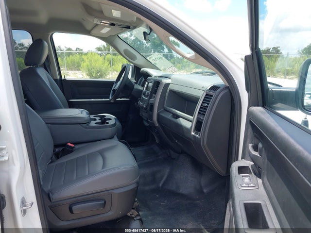 1C6RR6KG6JS303615 RAM 1500 Tradesman 4x2 5&#039;7 Box