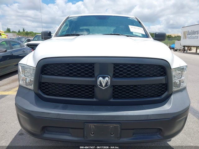 1C6RR6KG6JS303615 RAM 1500 Tradesman 4x2 5&#039;7 Box