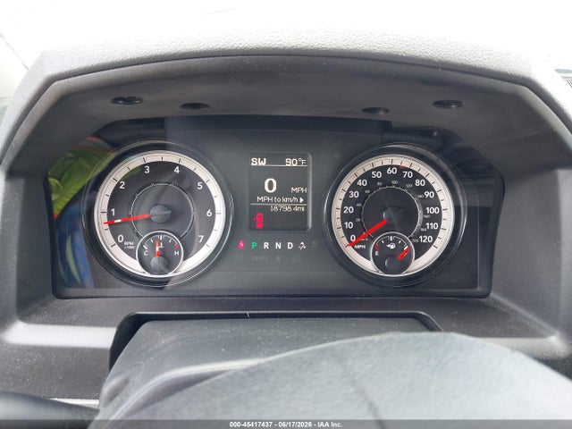 1C6RR6KG6JS303615 RAM 1500 Tradesman 4x2 5&#039;7 Box