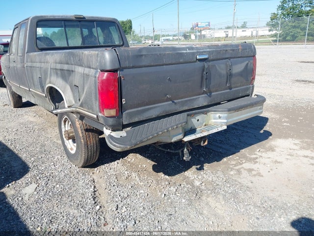 Продажа на аукционе авто 1993 Ford F250, vin: 1FTHX25G0PKB27460, номер лота: 45417454