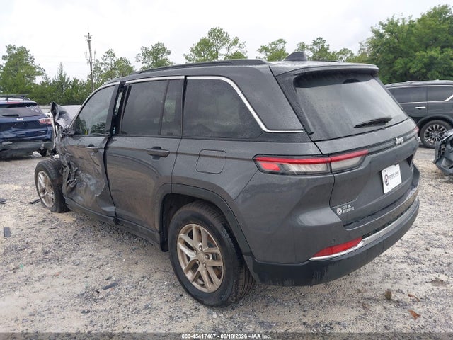 1C4RJGAG3SC375228 Jeep Grand Cherokee Laredo X 4x2