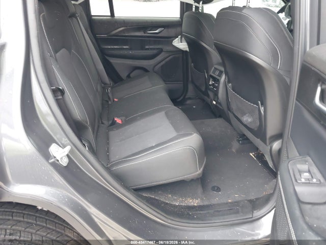 1C4RJGAG3SC375228 Jeep Grand Cherokee Laredo X 4x2