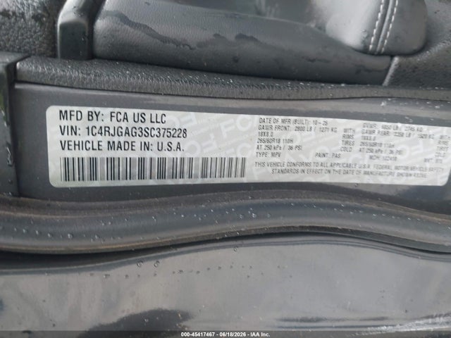 1C4RJGAG3SC375228 Jeep Grand Cherokee Laredo X 4x2