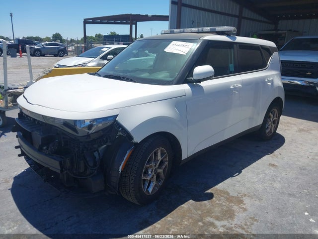 KIA SOUL LX 2025 KNDJ23AU1S7933823 Image 2