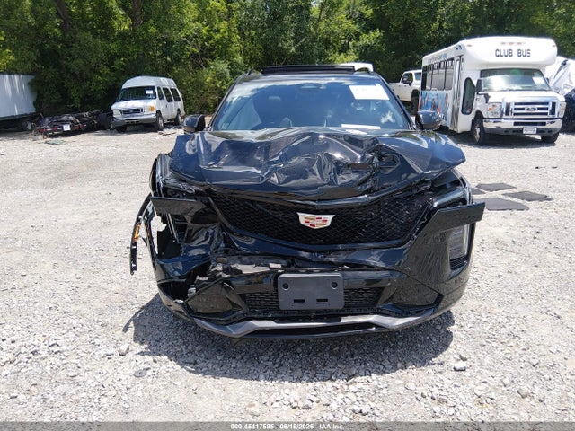 2024 Cadillac Xt4 Fwd Sport მანქანა იყიდება აუქციონზე, vin: 1GYFZER46RF102264, აუქციონის ნომერი: 45417595