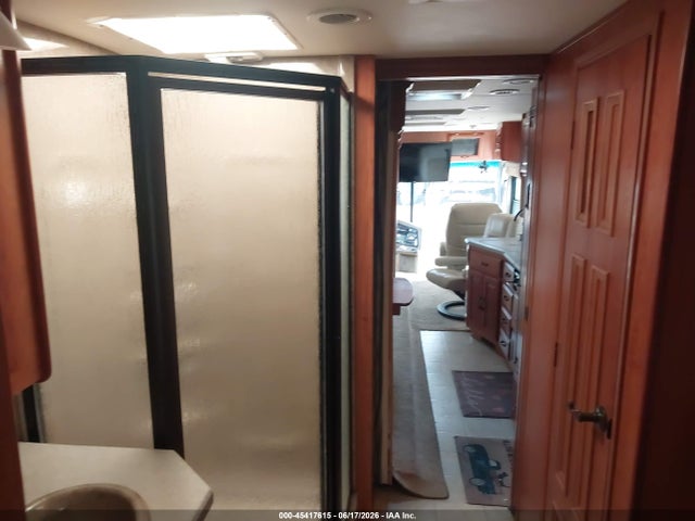 Продаж на аукціоні авто 2004 Freightliner Chassis X Line Motor Home, vin: 4UZAAHDC54CN98641, номер лоту: 45417615