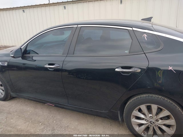 KIA Optima S 2018 5XXGT4L34JG206182 Image 15