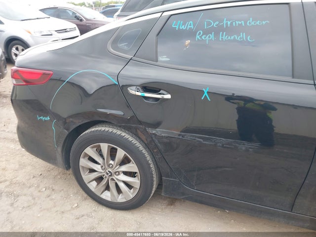 KIA Optima S 2018 5XXGT4L34JG206182 Image 6