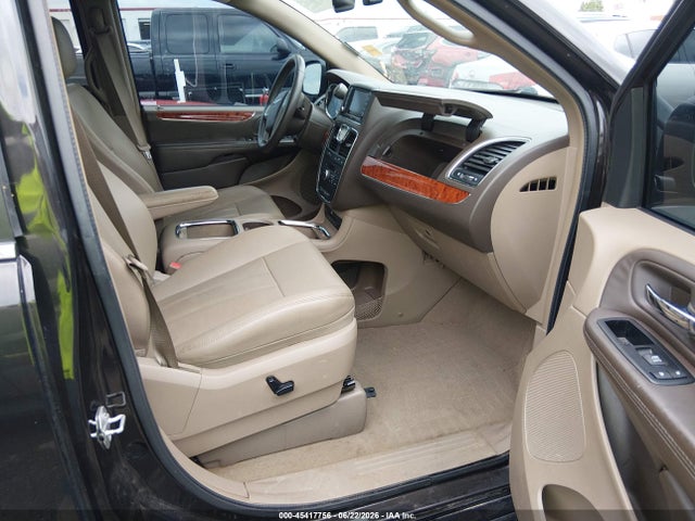 45417756 :رقم المزاد ، 2C4RC1CG0FR656887 vin ، 2015 Chrysler Town & Country Touring-l مزاد بيع