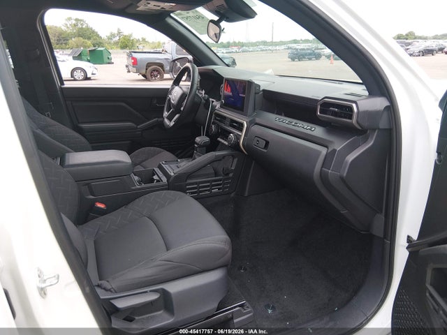 45417757 :رقم المزاد ، 3TYKD5HN3TT039973 vin ، 2026 Toyota Tacoma Sr مزاد بيع