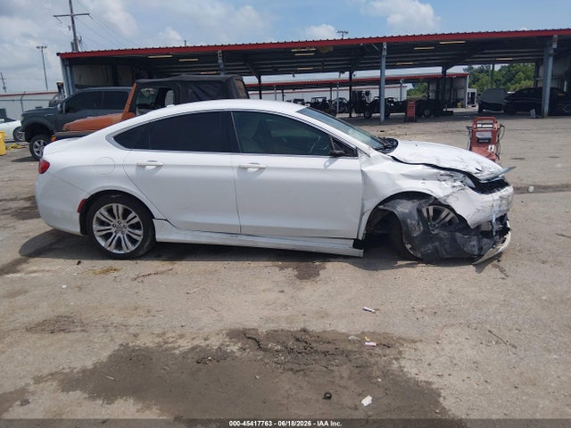 Продаж на аукціоні авто 2015 Chrysler 200 Limited, vin: 1C3CCCAB1FN557795, номер лоту: 45417763