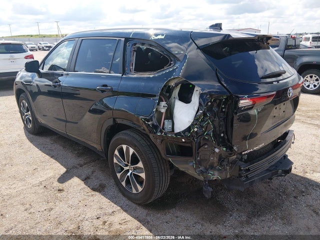 Toyota Highlander Xle 2024 5TDKDRBH9RS565880 Image 3