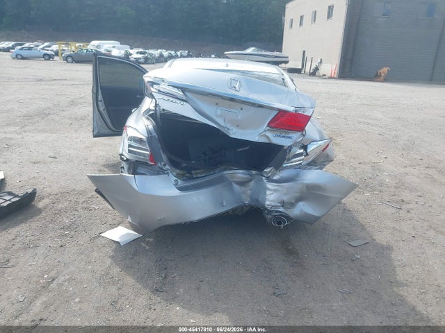 1HGCR3F9XEA022469 Honda Accord Touring
