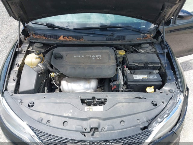 2015 Chrysler 200 Limited მანქანა იყიდება აუქციონზე, vin: 1C3CCCAB5FN675851, აუქციონის ნომერი: 45417817