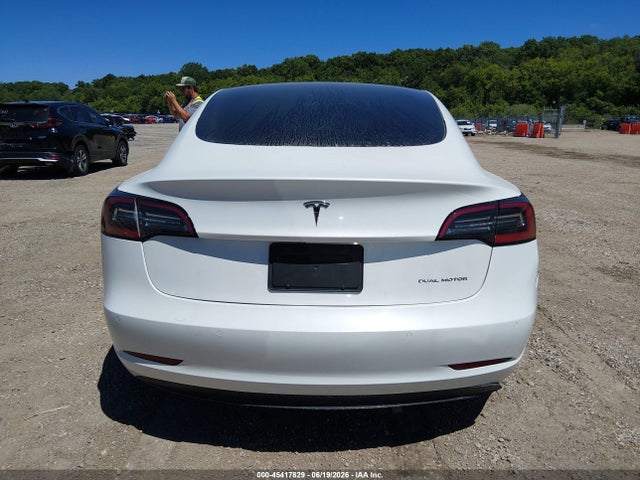 45417829 :رقم المزاد ، 5YJ3E1EB0NF109291 vin ، 2022 Tesla Model 3 Long Range Dual Motor All-wheel Drive مزاد بيع