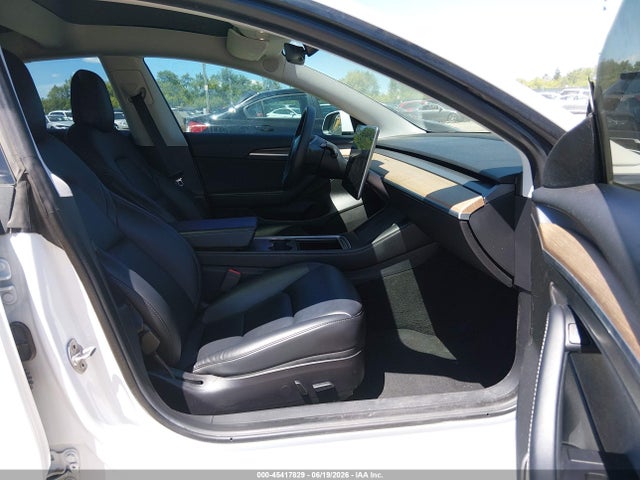 45417829 :رقم المزاد ، 5YJ3E1EB0NF109291 vin ، 2022 Tesla Model 3 Long Range Dual Motor All-wheel Drive مزاد بيع