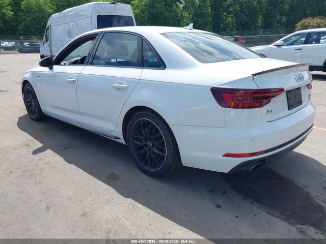 45417835 :رقم المزاد ، WAUENAF48JA058129 vin ، 2018 Audi A4 2.0t Premium/2.0t Tech Premium مزاد بيع