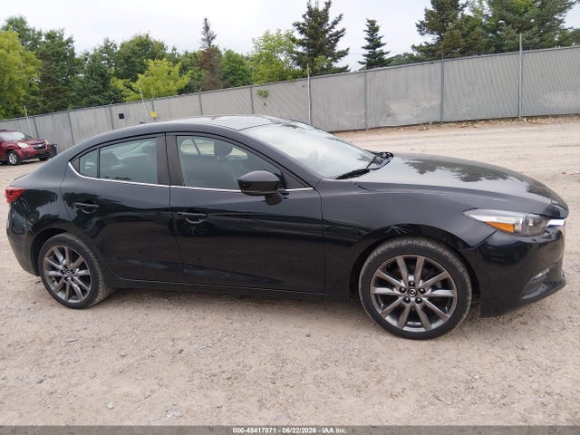 45417871 :رقم المزاد ، 3MZBN1V37JM232920 vin ، 2018 Mazda Mazda3 Touring مزاد بيع