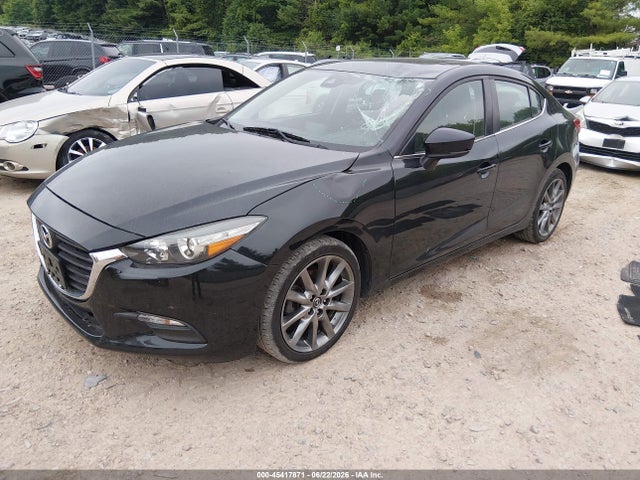 45417871 :رقم المزاد ، 3MZBN1V37JM232920 vin ، 2018 Mazda Mazda3 Touring مزاد بيع
