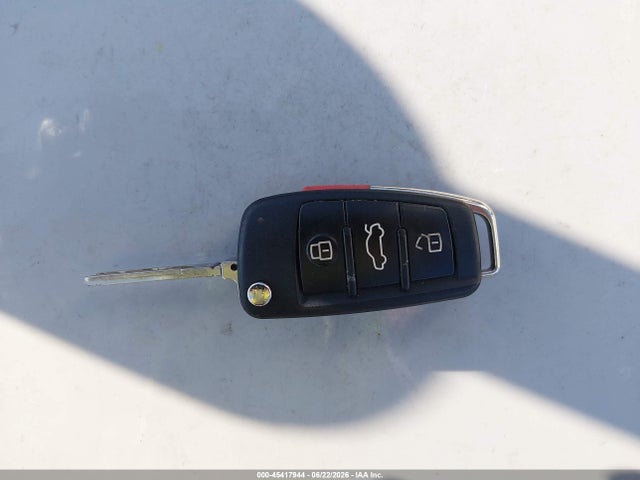 2012 Audi A3 2.0t Premium Plus მანქანა იყიდება აუქციონზე, vin: WAUMFAFM6CA140355, აუქციონის ნომერი: 45417944