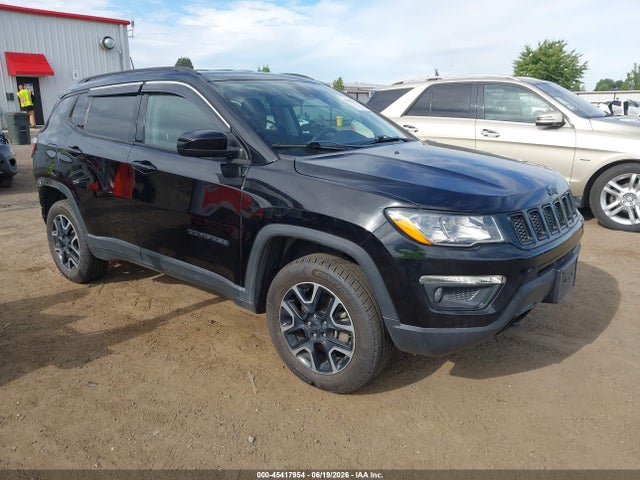 Jeep Compass Upland Edition 4x4 2019 3C4NJDAB4KT723785 головне зображення