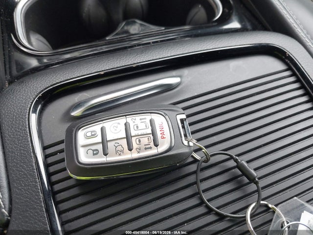 Продажа на аукционе авто 2025 Chrysler Pacifica Limited, vin: 2C4RC1GG3SR552365, номер лота: 45418004