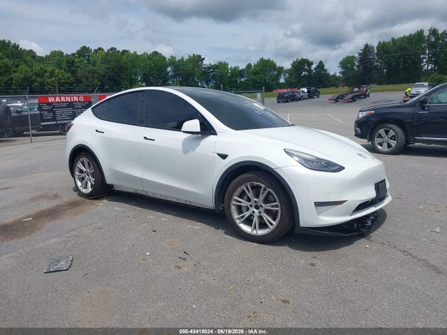 Tesla Model Y Long Range Dual Motor All-wheel Drive 2021 5YJYGDEE8MF085736 main image
