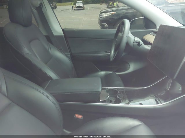 Продажа на аукционе авто 2021 Tesla Model Y Long Range Dual Motor All-wheel Drive, vin: 5YJYGDEE8MF085736, номер лота: 45418024