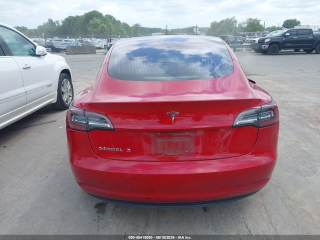 45418050 :رقم المزاد ، 5YJ3E1EA5JF051678 vin ، 2018 Tesla Model 3 Long Range/mid Range مزاد بيع